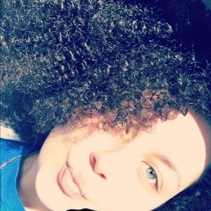 Meet your Posher, Liliana